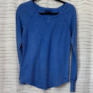 American Eagle Outfitters Blue Long Sleeve Tee